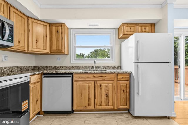 5013 AMERICANA DR, Annandale, VA 22003
