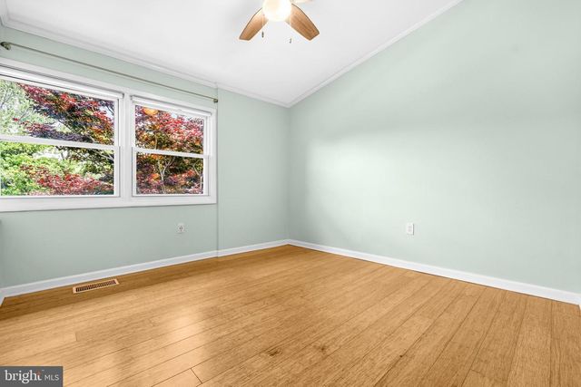 5013 AMERICANA DR, Annandale, VA 22003