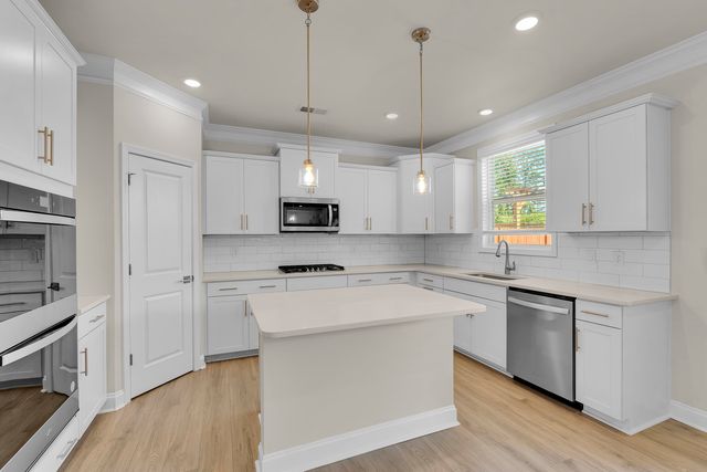 6055 Thicket Lane, Boiling Springs, SC 29316