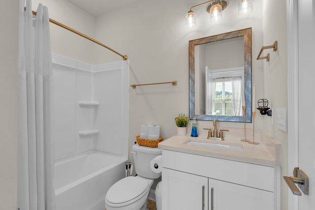 6055 Thicket Lane, Boiling Springs, SC 29316