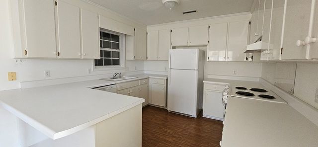 2415 Stonewood Drive, Dothan, AL 36301