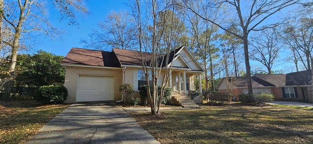 2415 Stonewood Drive, Dothan, AL 36301