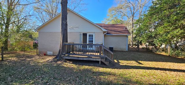 2415 Stonewood Drive, Dothan, AL 36301