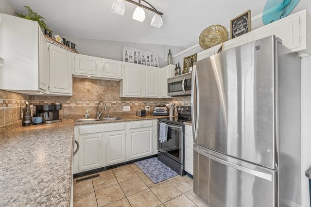 3824 N Garland St, Wichita, KS 67204