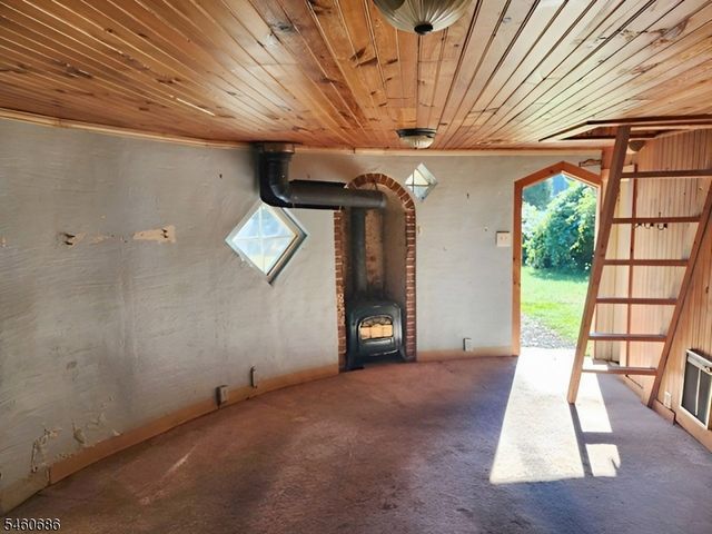 30 N Riverview Ave, Knowlton Twp., NJ 07832