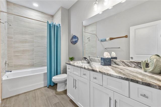 303 NW 3RD PL, Cape Coral, FL 33993