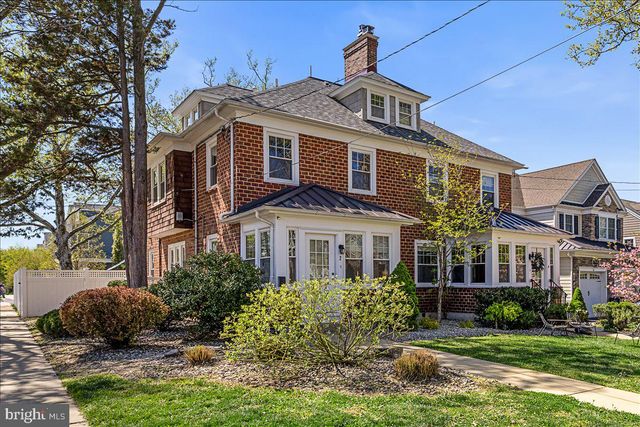 2 HARRIS RD, Princeton, NJ 08540