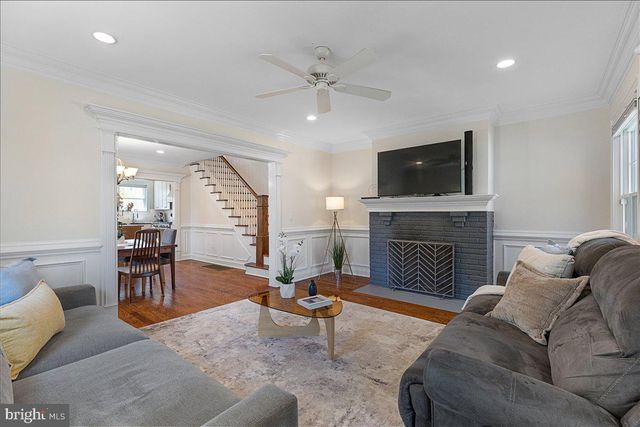 2 HARRIS RD, Princeton, NJ 08540