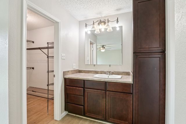 2132 Reverchon Drive, Arlington, TX 76017