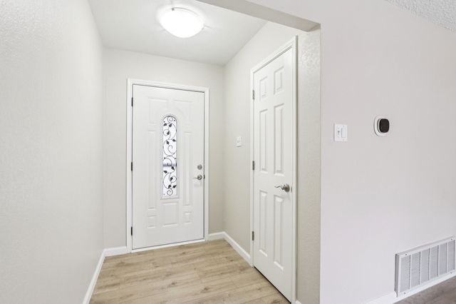 2132 Reverchon Drive, Arlington, TX 76017