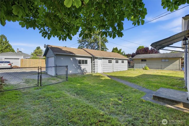 223 R Street NE, Auburn, WA 98002