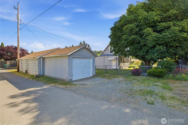 223 R Street NE, Auburn, WA 98002