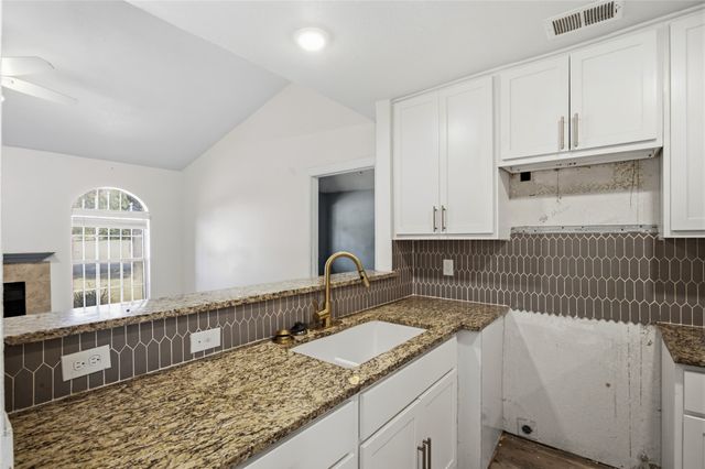 2431 Eastern Oaks Drive, Dallas, TX 75227