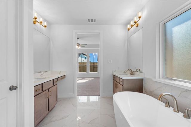 16246 Tifton Meadow Trail, Hockley, TX 77447