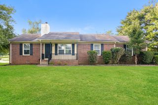 2360 Uriah Pl, Murfreesboro, TN 37129