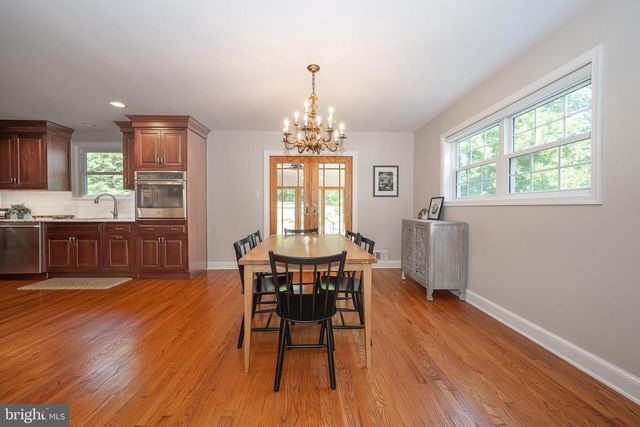 37 MEADOWS LN, Haverford, PA 19041