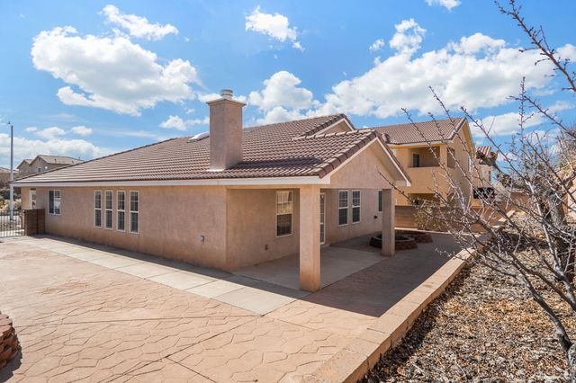 11735 Gallant Fox Road SE, Albuquerque, NM 87123