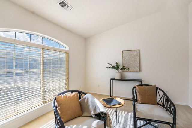 11735 Gallant Fox Road SE, Albuquerque, NM 87123