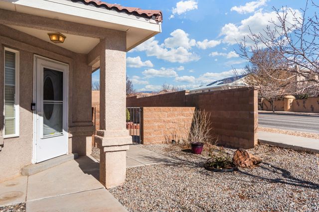 11735 Gallant Fox Road SE, Albuquerque, NM 87123