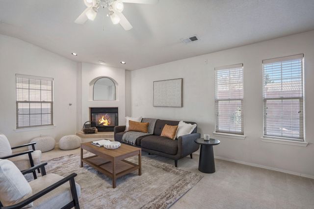 11735 Gallant Fox Road SE, Albuquerque, NM 87123