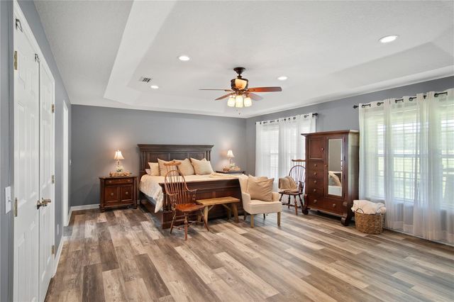 9045 LAKE HATCHINEHA RD, Haines City, FL 33844
