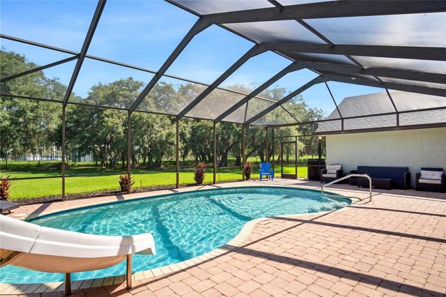 9045 LAKE HATCHINEHA RD, Haines City, FL 33844