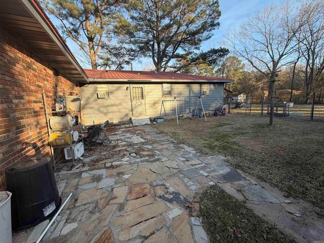 9 Caylor Lane, Little Rock, AR 72209