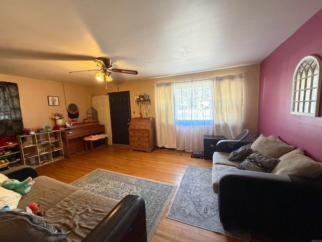 9 Caylor Lane, Little Rock, AR 72209