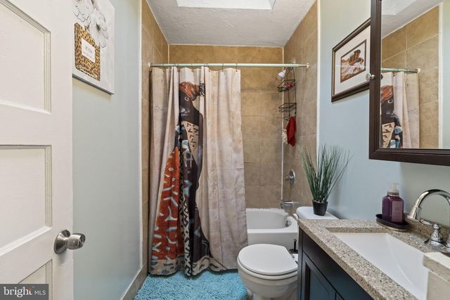 7017 RADBOURNE RD, Upper Darby, PA 19082