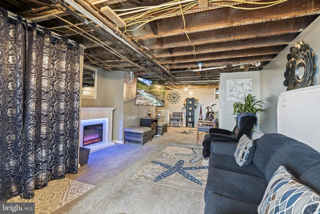 7017 RADBOURNE RD, Upper Darby, PA 19082