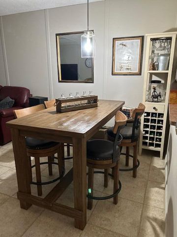 2811 S Garden Drive 207, Lake Worth, FL 33461