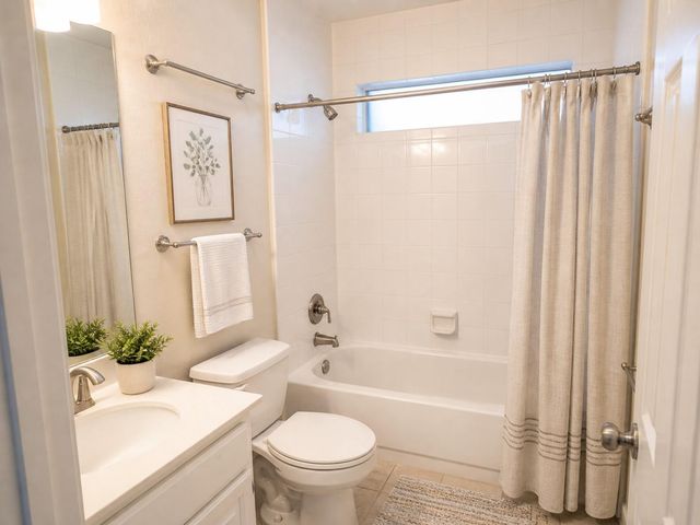128 April Wind Court, Montgomery, TX 77356