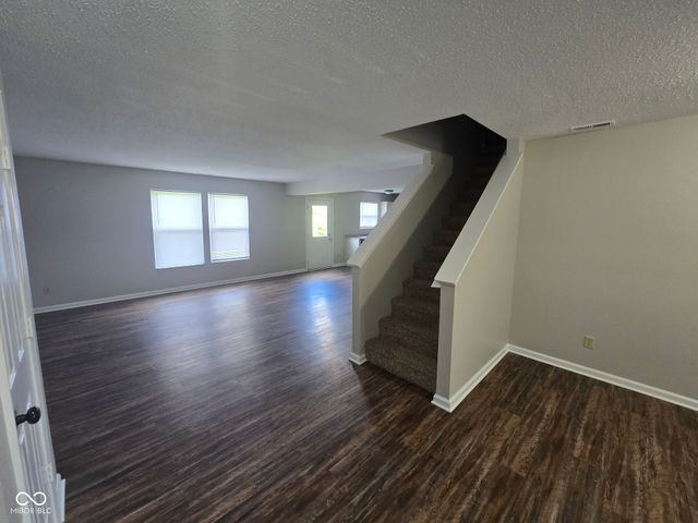 916 Belvedere Drive, Shelbyville, IN 46176