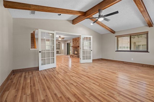 30 Crestwood Drive, Trophy Club, TX 76262