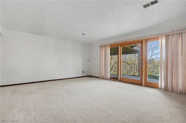 1291 N Revere Road, Akron, OH 44333