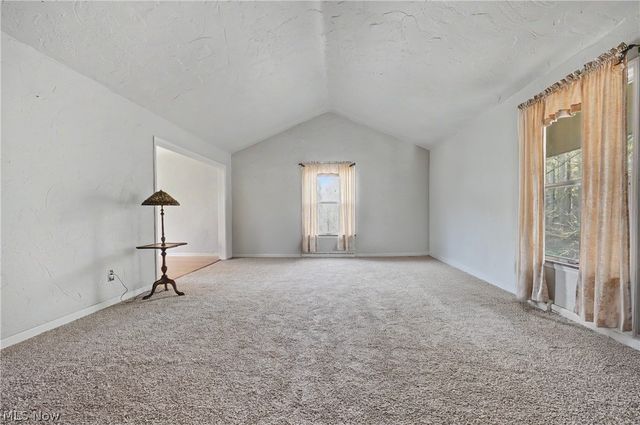 1291 N Revere Road, Akron, OH 44333