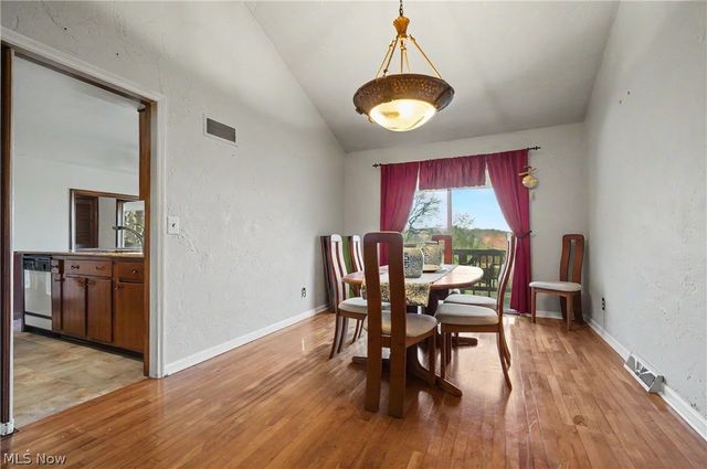 1291 N Revere Road, Akron, OH 44333