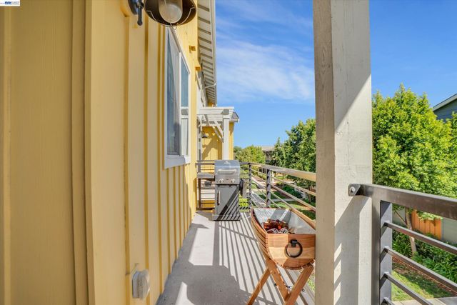 375 Basswood Cmn 9, Livermore, CA 94551