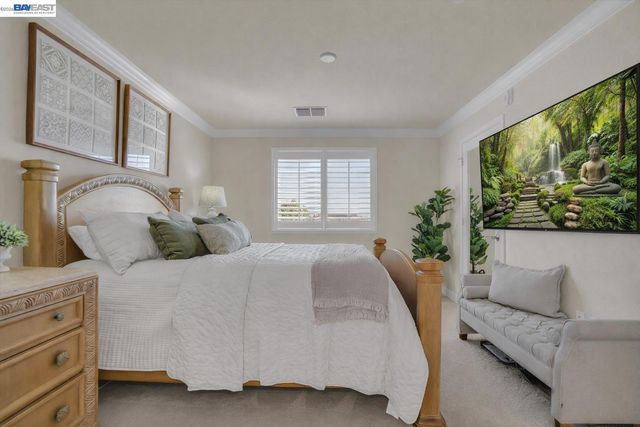 375 Basswood Cmn 9, Livermore, CA 94551