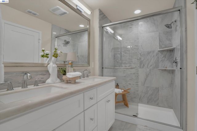 375 Basswood Cmn 9, Livermore, CA 94551