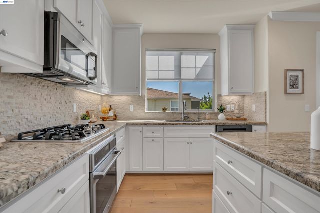 375 Basswood Cmn 9, Livermore, CA 94551