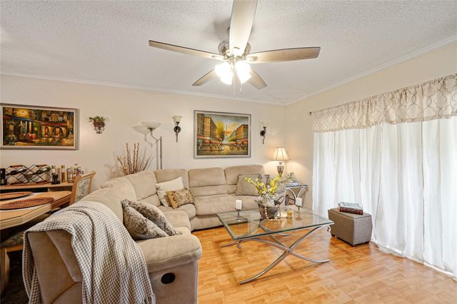 551 NW 76th Ter 208, Margate, FL 33063