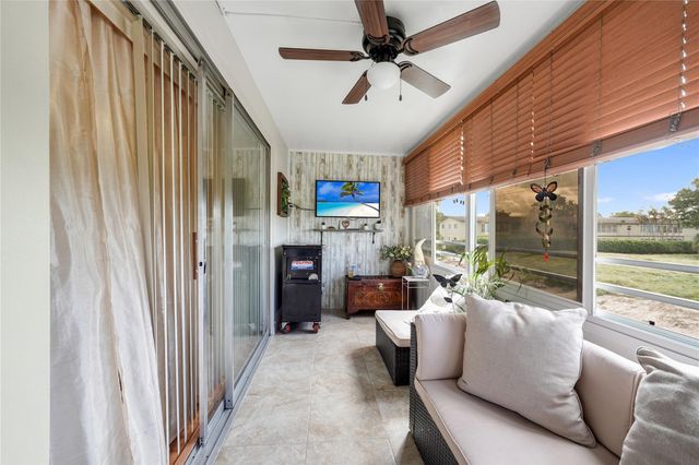 551 NW 76th Ter 208, Margate, FL 33063