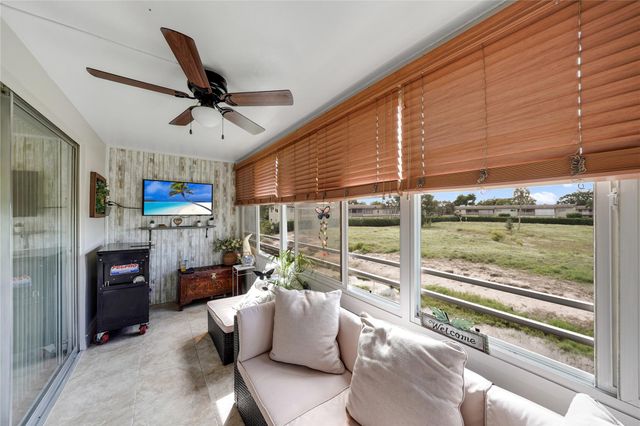 551 NW 76th Ter 208, Margate, FL 33063