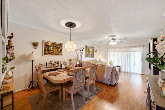 551 NW 76th Ter 208, Margate, FL 33063