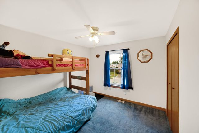 6655 Palm Street, Portage, IN 46368