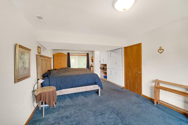6655 Palm Street, Portage, IN 46368