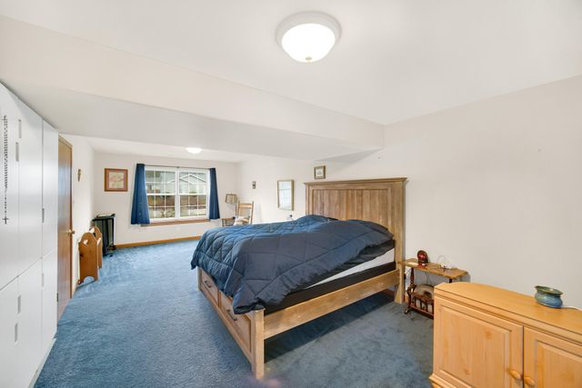 6655 Palm Street, Portage, IN 46368