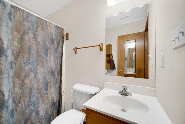 6655 Palm Street, Portage, IN 46368