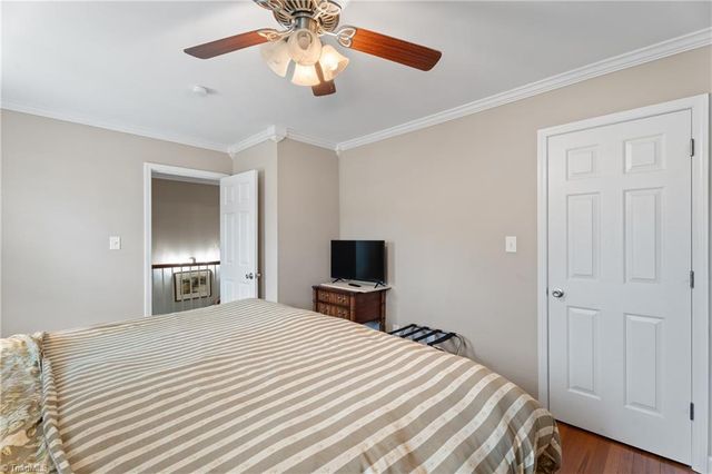 7049 Orchard Path Drive, Clemmons, NC 27012